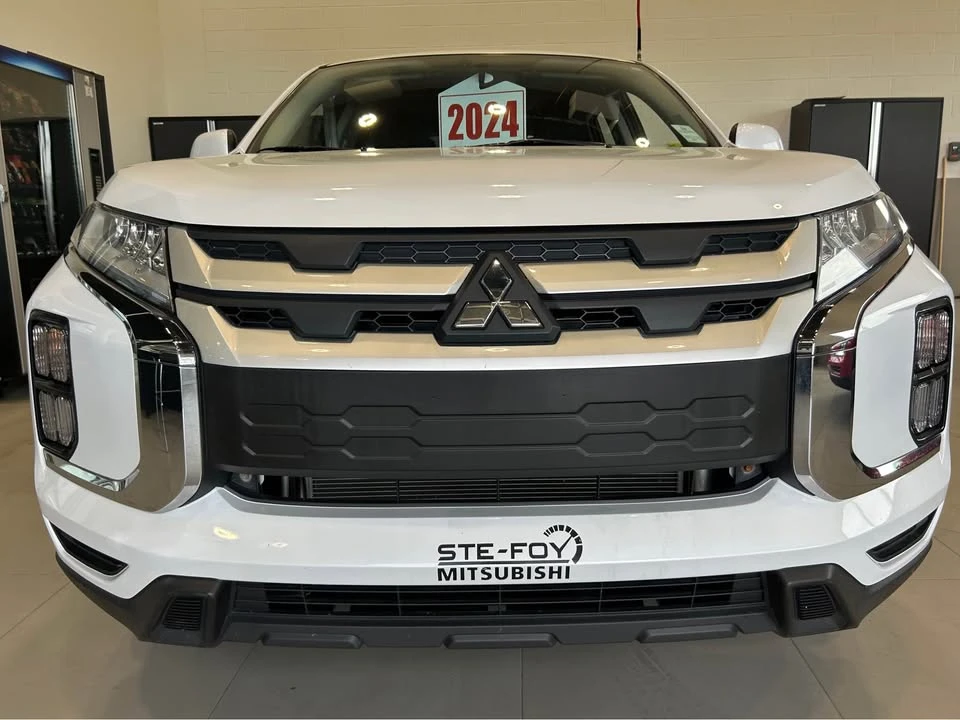 2024 Mitsubishi RVR - Image 2 of 19