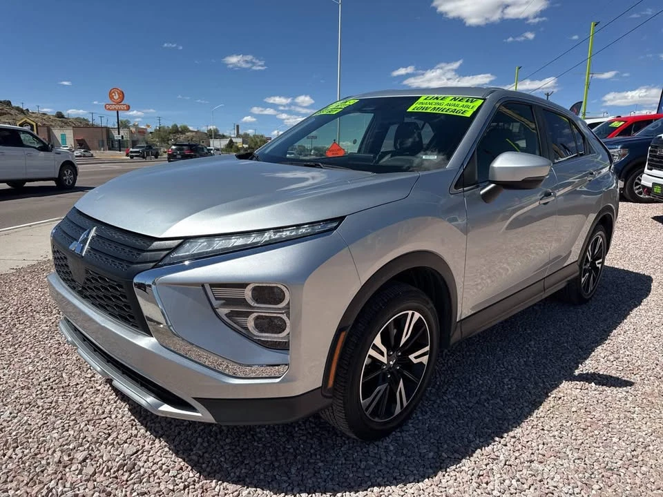 2024 Mitsubishi Eclipse Cross - Image 2 of 20