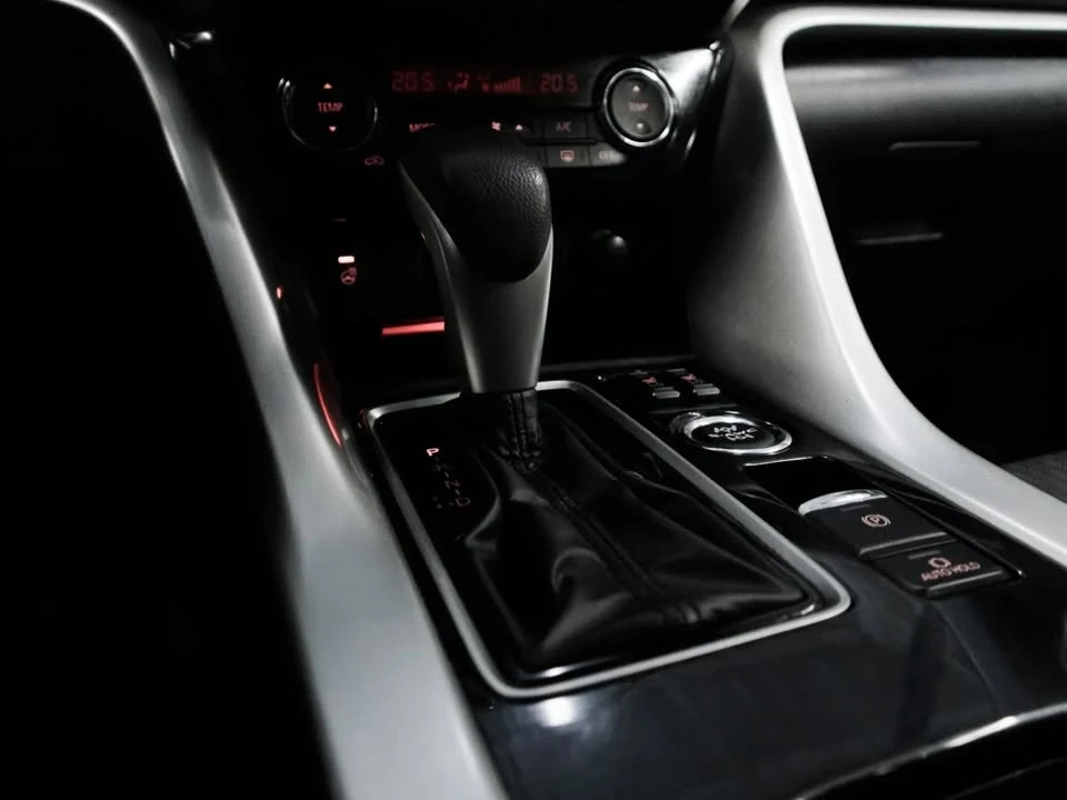 2024 Mitsubishi Eclipse Cross - Image 9 of 20