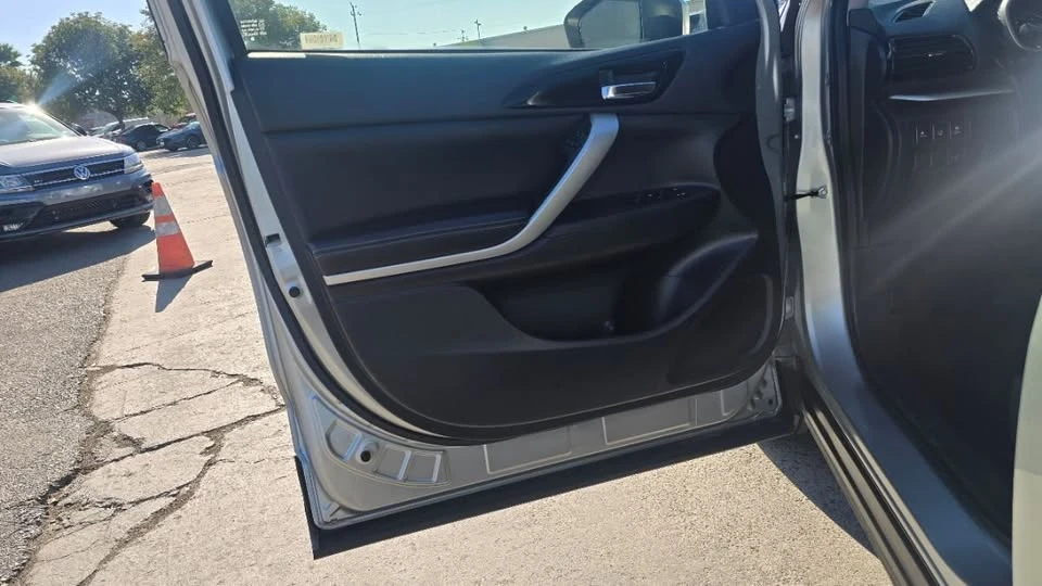 2024 Mitsubishi Eclipse Cross - Image 14 of 19