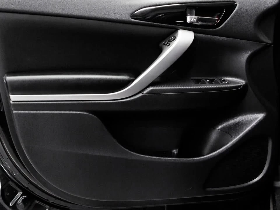 2024 Mitsubishi Eclipse Cross - Image 5 of 20