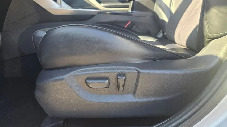 2024 Mitsubishi Eclipse Cross - Image 3 of 19