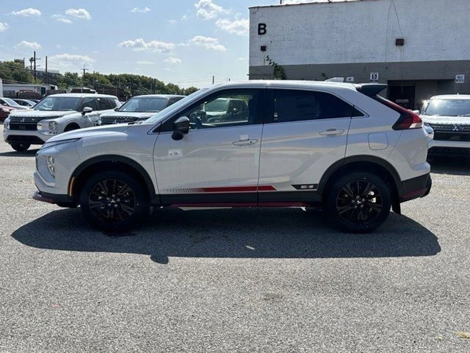 2024 Mitsubishi Eclipse Cross - Image 4 of 10