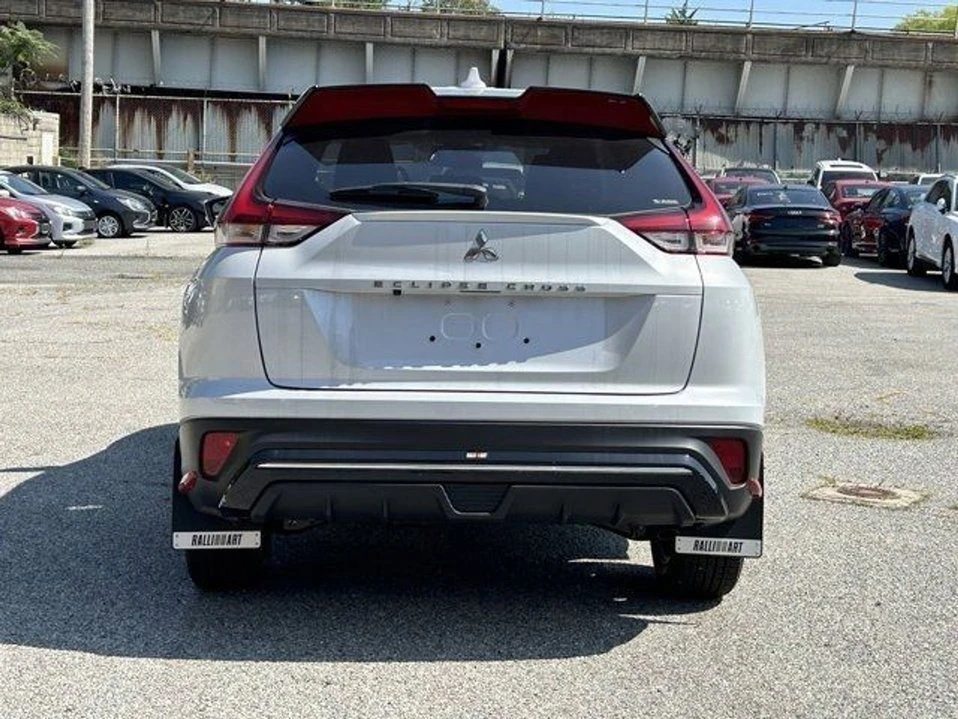 2024 Mitsubishi Eclipse Cross - Image 6 of 10