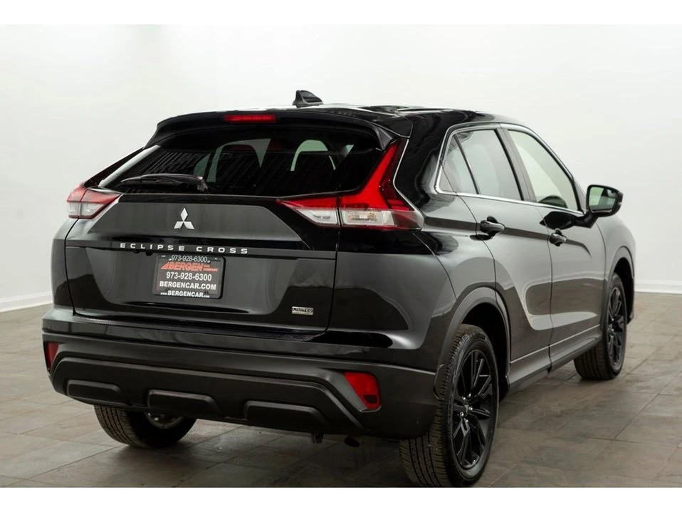 2024 Mitsubishi Eclipse Cross - Image 3 of 20