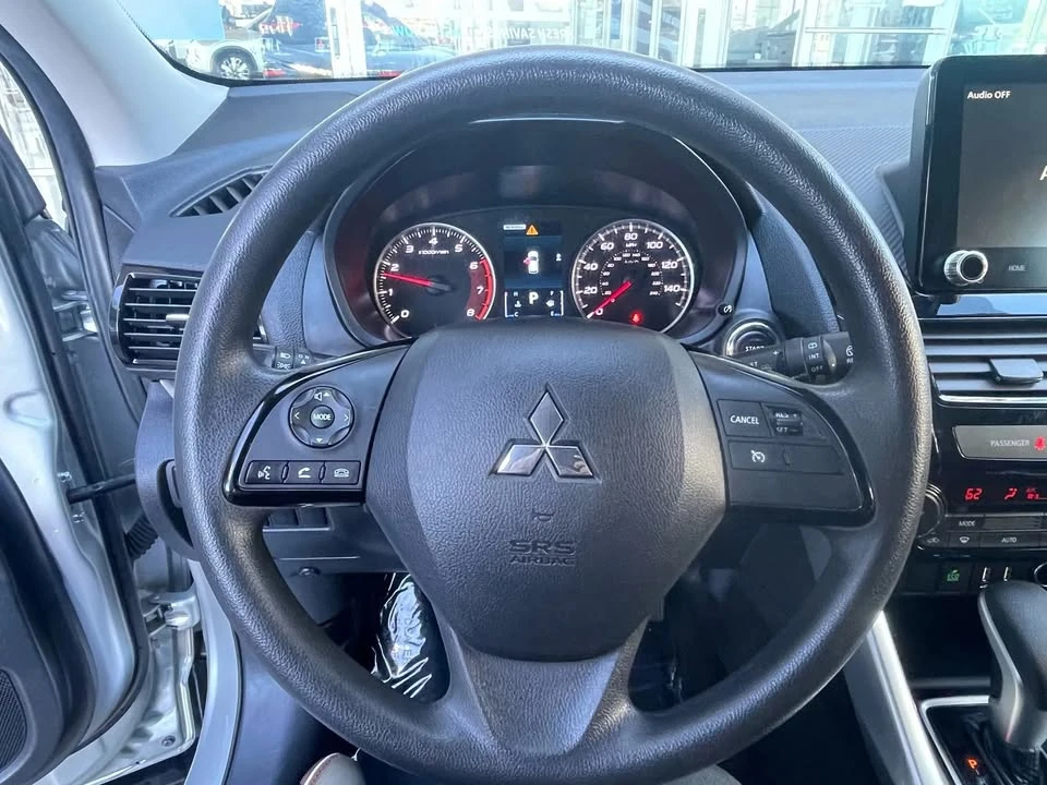 2024 Mitsubishi Eclipse Cross - Image 10 of 20