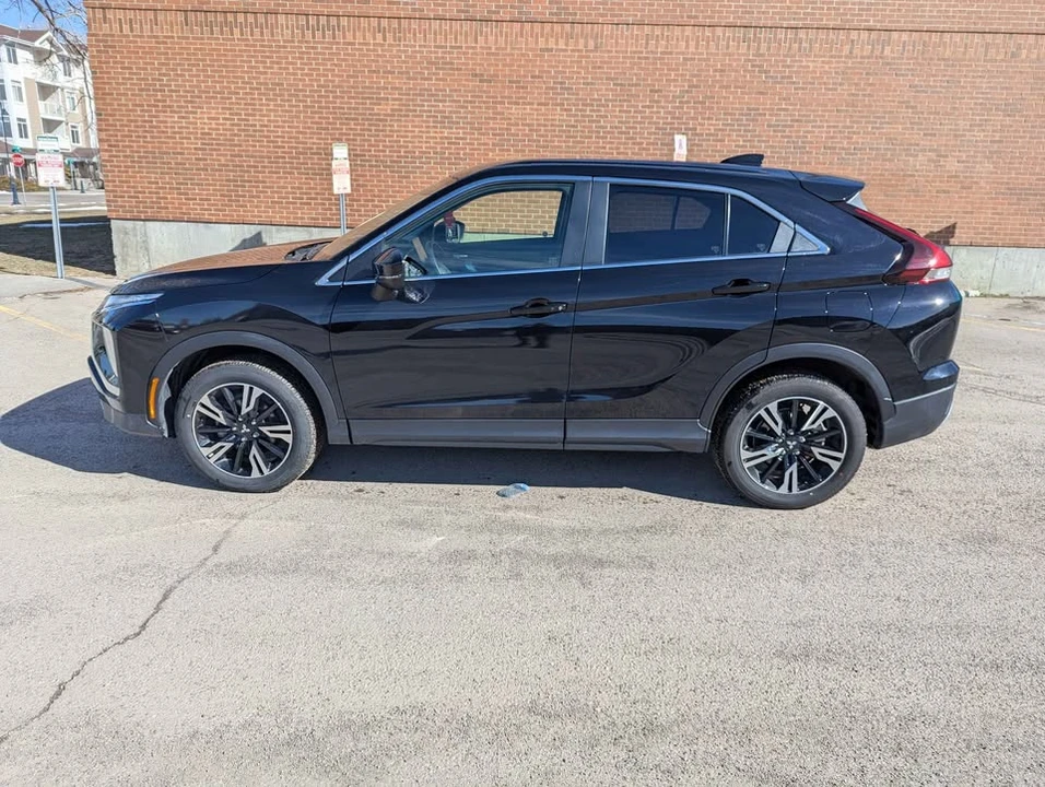 2024 Mitsubishi Eclipse Cross - Image 4 of 12