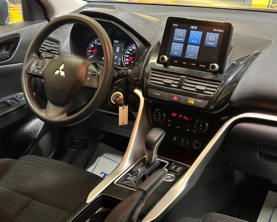2024 Mitsubishi Eclipse Cross - Image 13 of 15