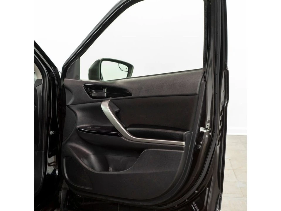 2024 Mitsubishi Eclipse Cross - Image 15 of 20