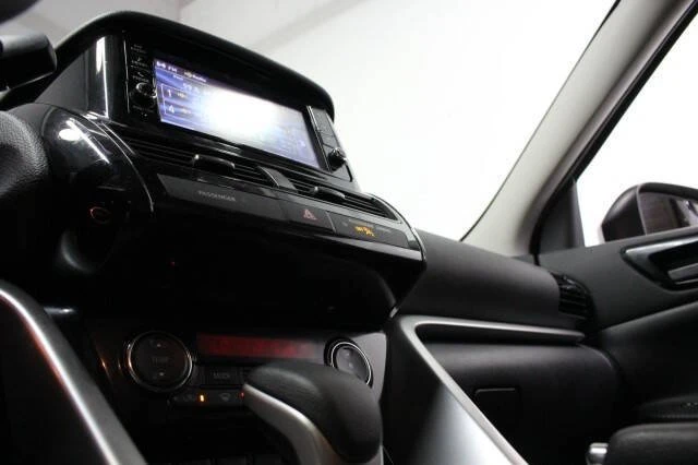 2024 Mitsubishi Eclipse Cross - Image 10 of 14