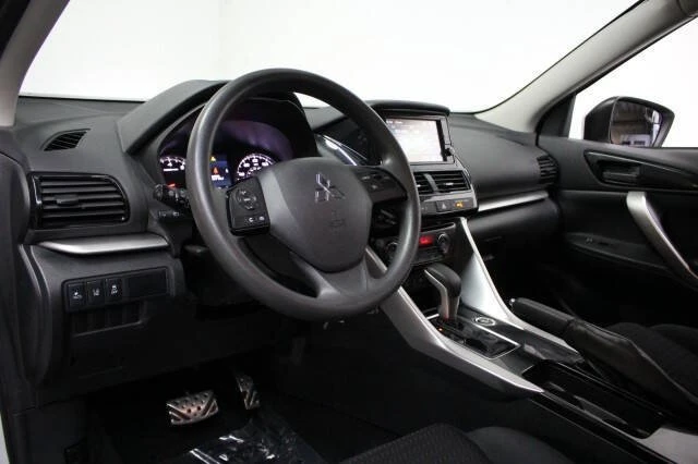 2024 Mitsubishi Eclipse Cross - Image 5 of 14