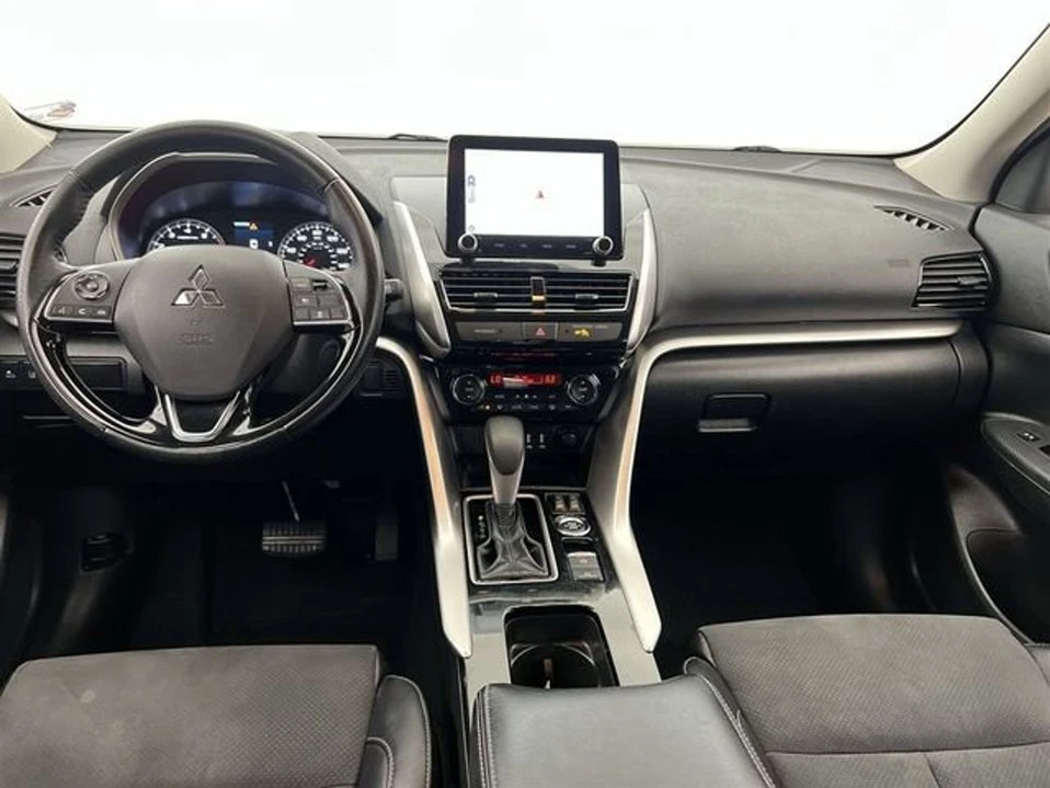 2024 Mitsubishi Eclipse Cross - Image 2 of 10