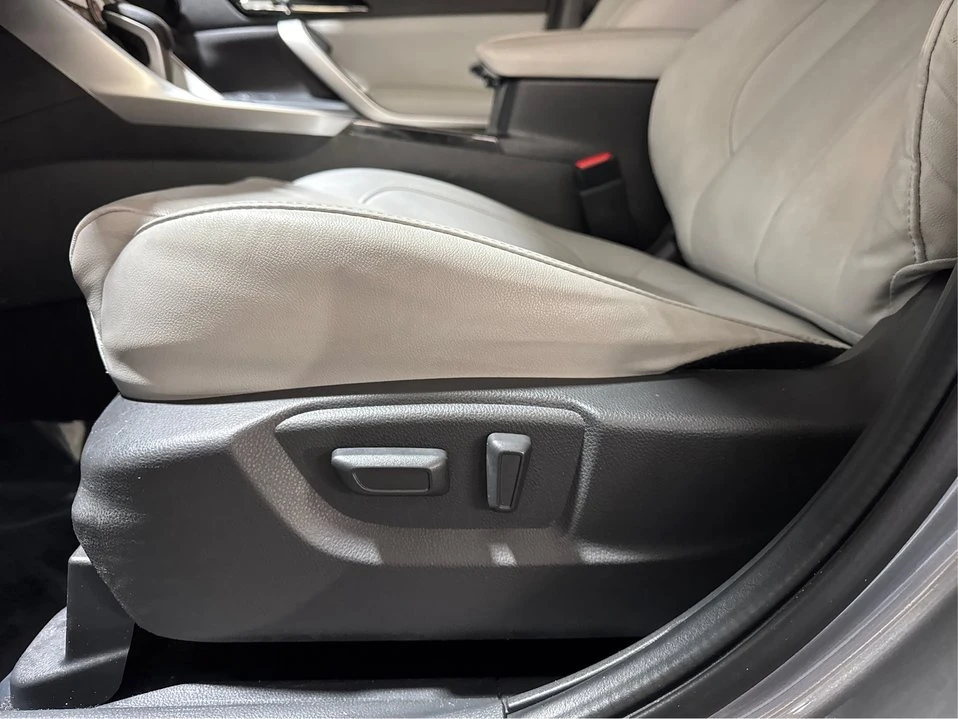 2024 Mitsubishi Eclipse Cross - Image 17 of 20