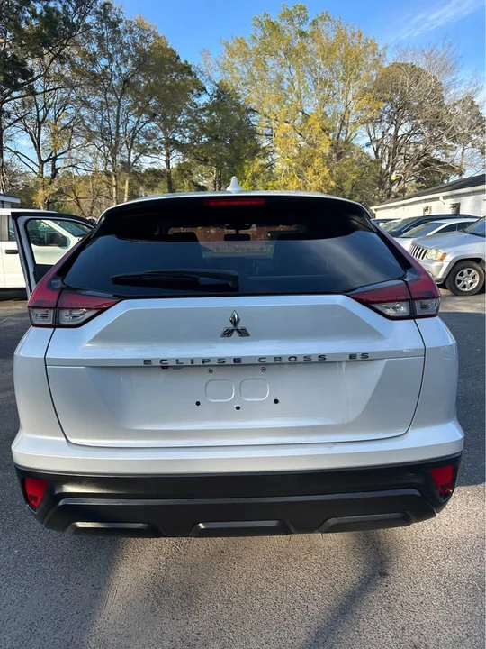 2024 Mitsubishi Eclipse Cross - Image 9 of 12