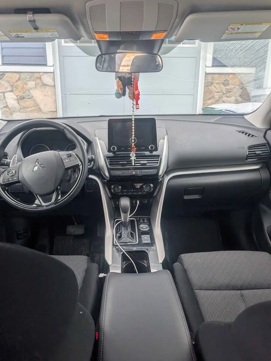 2024 Mitsubishi Eclipse Cross - Image 3 of 4