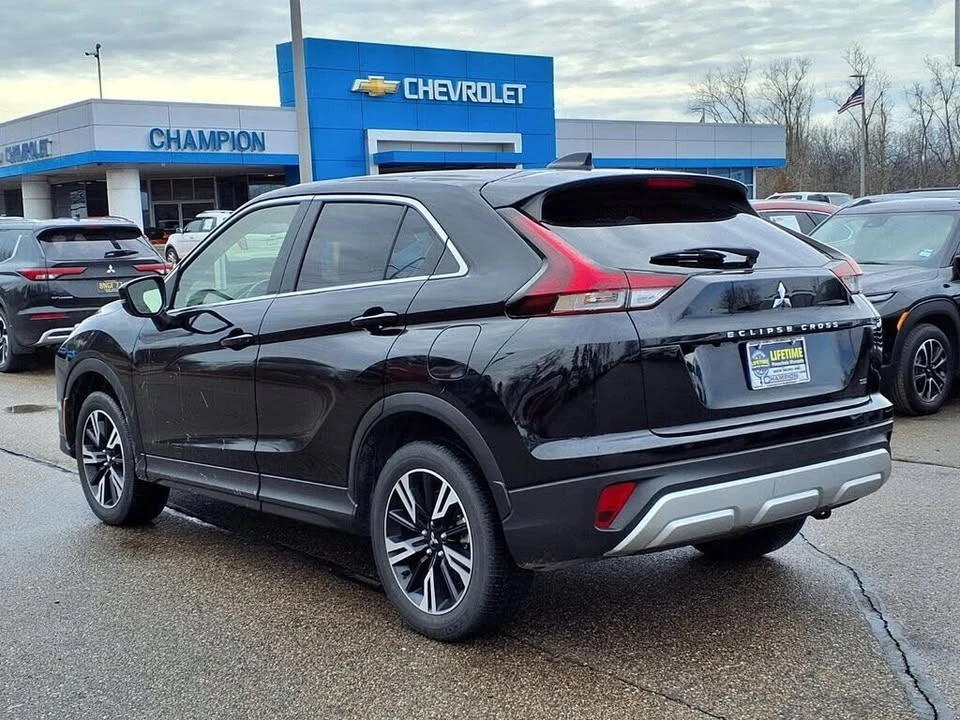2024 Mitsubishi Eclipse Cross - Image 5 of 13
