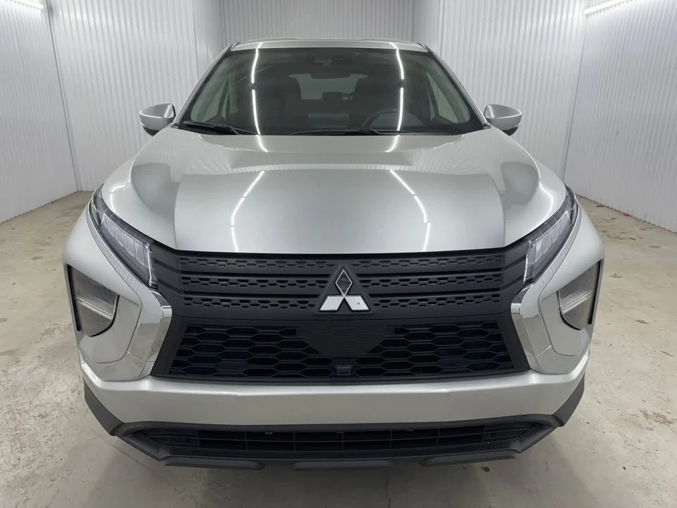 2024 Mitsubishi Eclipse Cross - Image 2 of 20