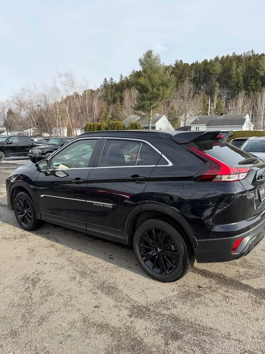 2024 Mitsubishi Eclipse Cross - Image 2 of 8