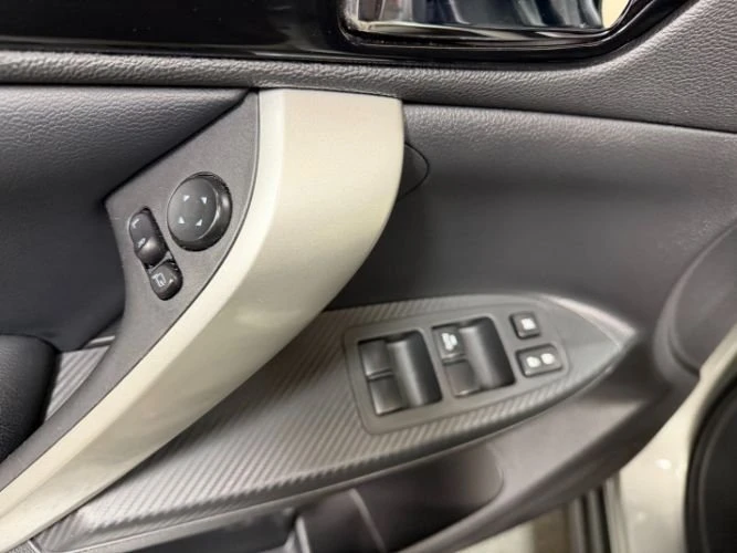 2024 Mitsubishi Eclipse Cross - Image 11 of 20