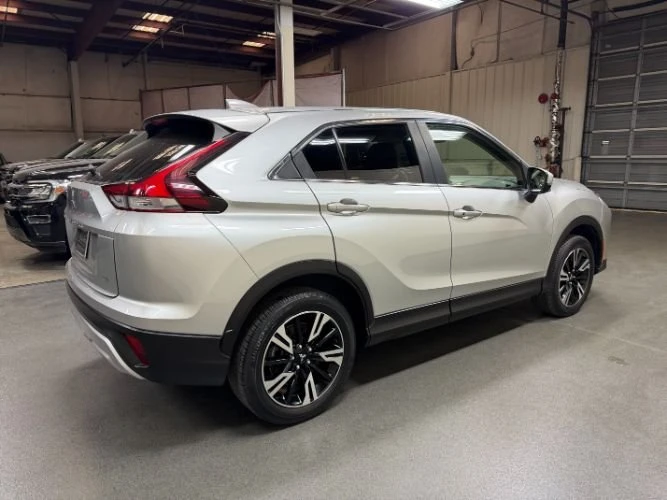 2024 Mitsubishi Eclipse Cross - Image 4 of 20