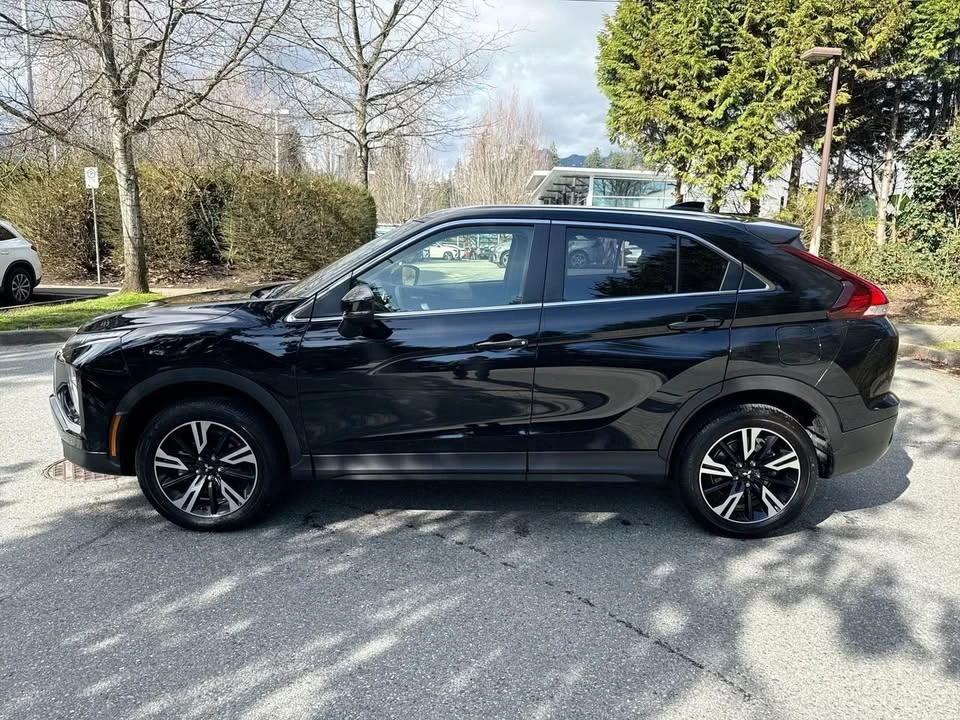 2024 Mitsubishi Eclipse Cross - Image 2 of 7
