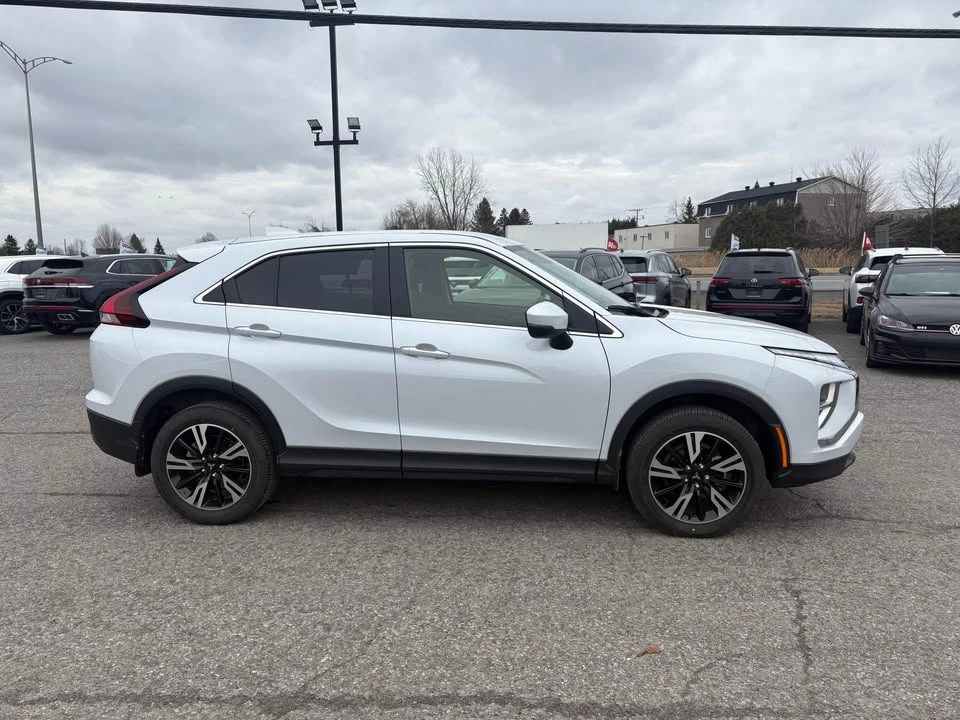 2024 Mitsubishi Eclipse Cross - Image 4 of 12