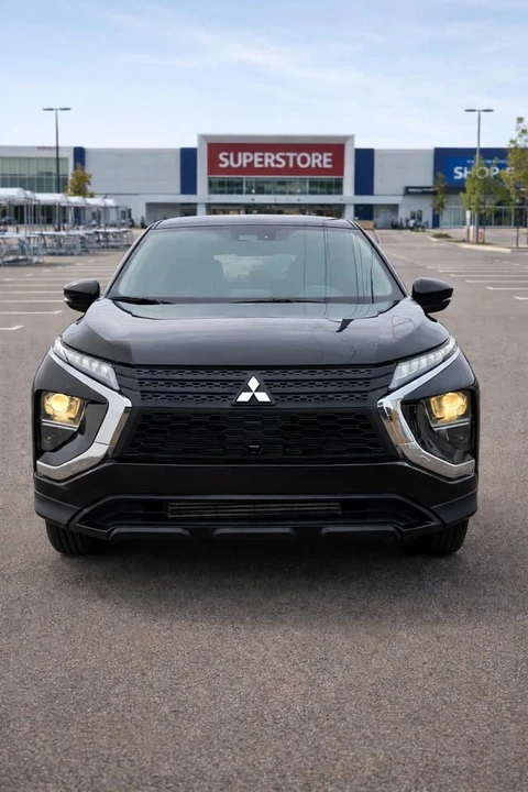 2024 Mitsubishi Eclipse Cross - Image 2 of 18