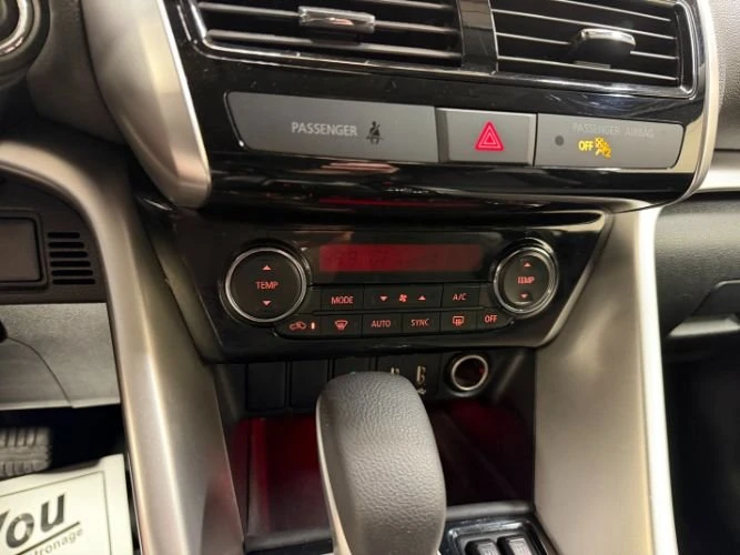 2024 Mitsubishi Eclipse Cross - Image 14 of 20