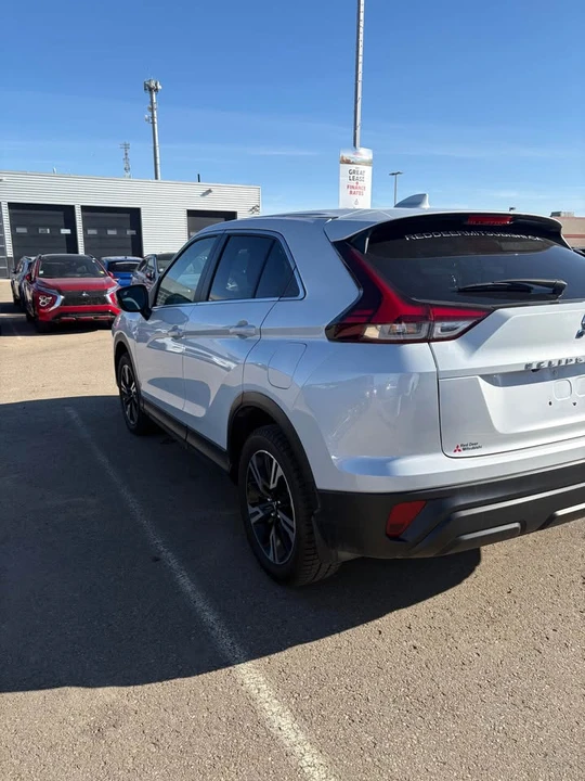 2024 Mitsubishi Eclipse Cross - Image 3 of 6