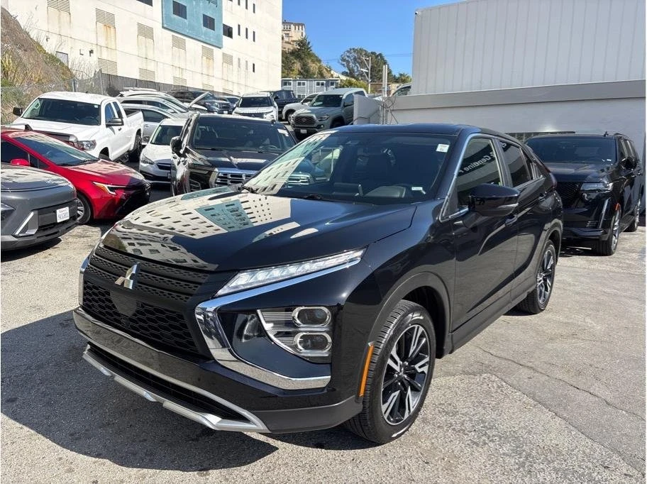 2024 Mitsubishi Eclipse Cross - Image 2 of 20