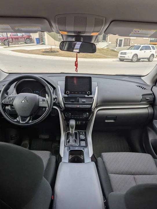 2024 Mitsubishi Eclipse Cross - Image 8 of 12