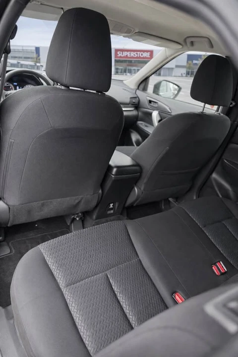 2024 Mitsubishi Eclipse Cross - Image 6 of 15