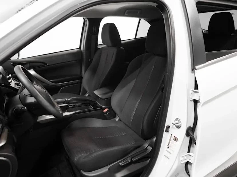 2024 Mitsubishi Eclipse Cross - Image 9 of 14