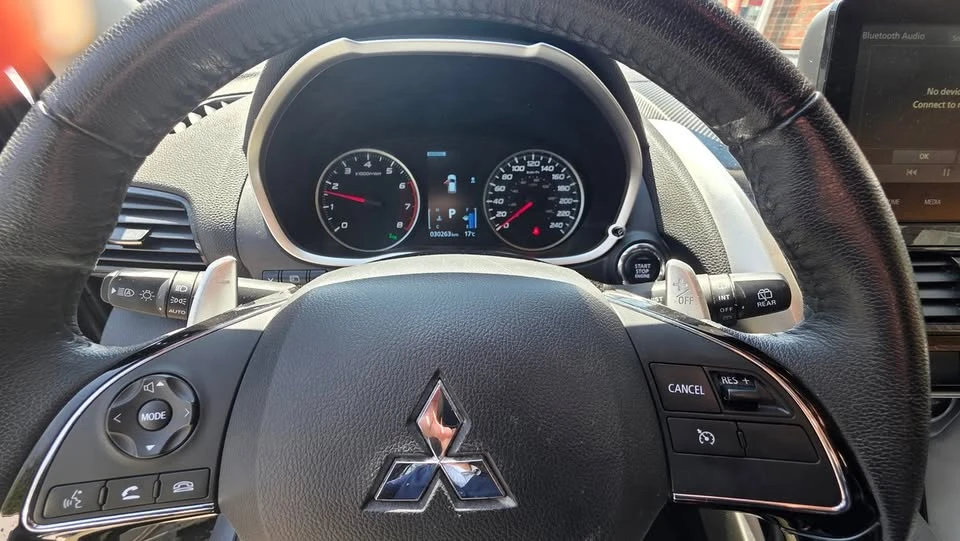 2024 Mitsubishi Eclipse Cross - Image 10 of 11
