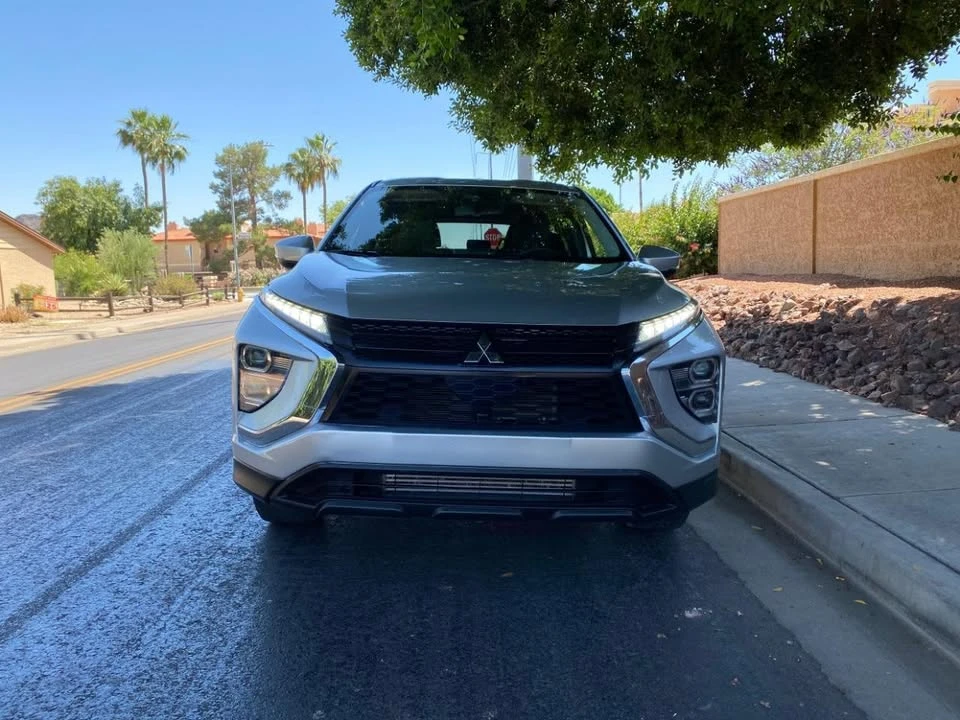 2024 Mitsubishi Eclipse Cross - Image 2 of 20