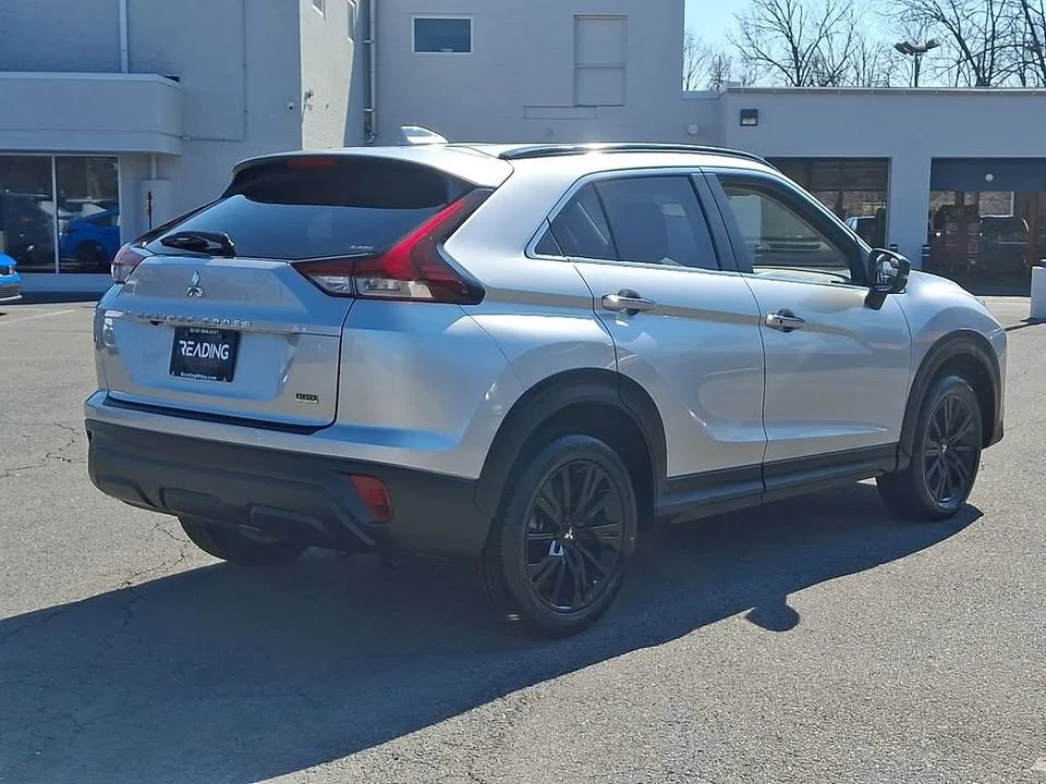 2024 Mitsubishi Eclipse Cross - Image 3 of 17