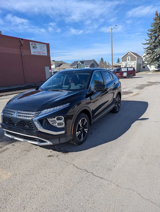 2024 Mitsubishi Eclipse Cross - Image 2 of 12
