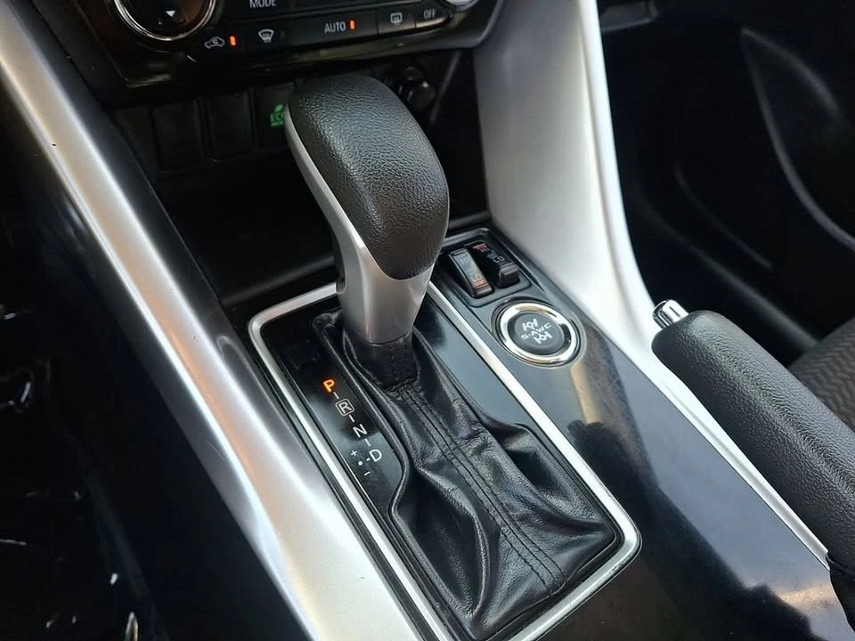 2024 Mitsubishi Eclipse Cross - Image 14 of 17