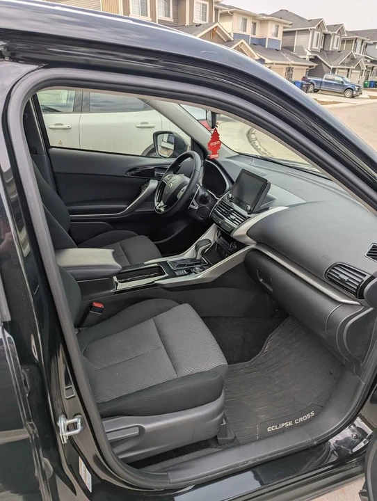 2024 Mitsubishi Eclipse Cross - Image 10 of 12