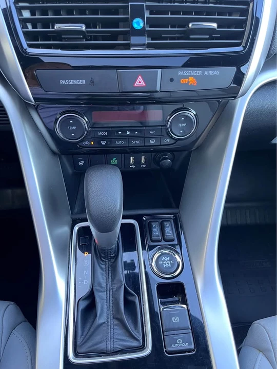 2024 Mitsubishi Eclipse Cross - Image 12 of 20
