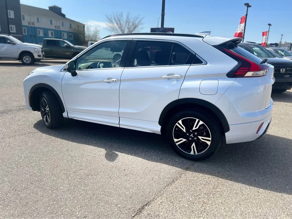2024 Mitsubishi Eclipse Cross - Image 8 of 13