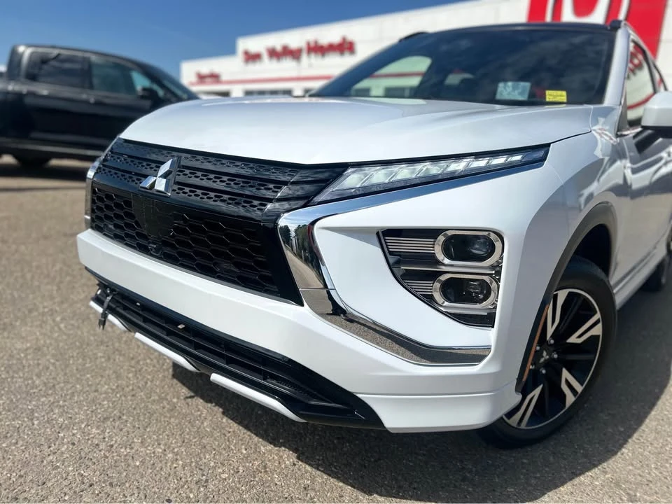 2024 Mitsubishi Eclipse Cross - Image 2 of 13