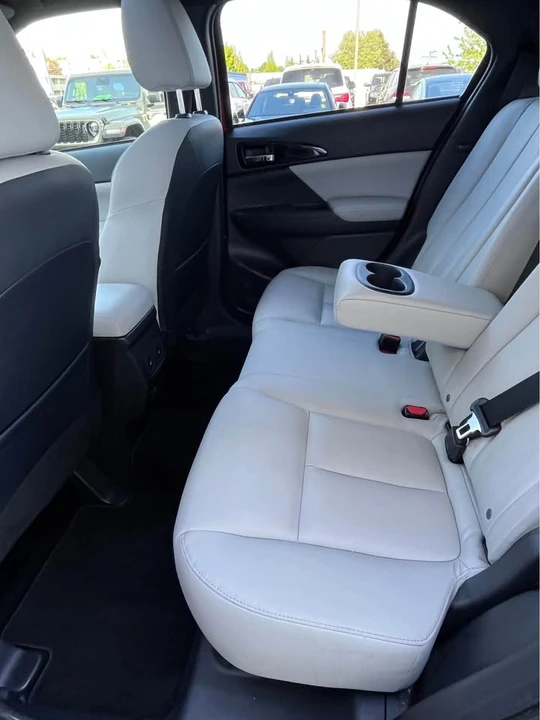 2024 Mitsubishi Eclipse Cross - Image 9 of 20