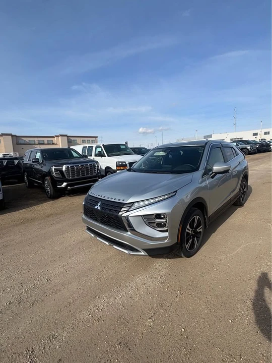 2024 Mitsubishi Eclipse Cross - Image 3 of 11