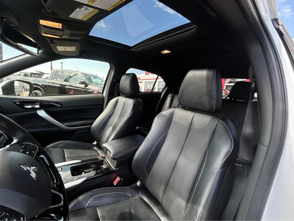 2024 Mitsubishi Eclipse Cross - Image 10 of 13