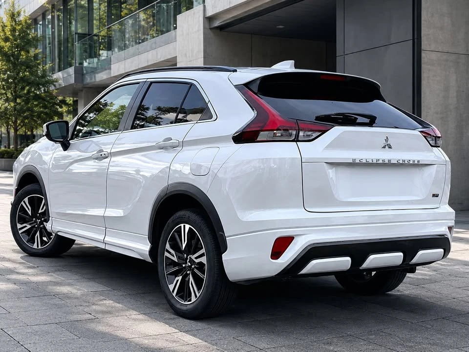 2024 Mitsubishi Eclipse Cross - Image 3 of 4