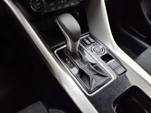 2024 Mitsubishi Eclipse Cross - Image 9 of 20