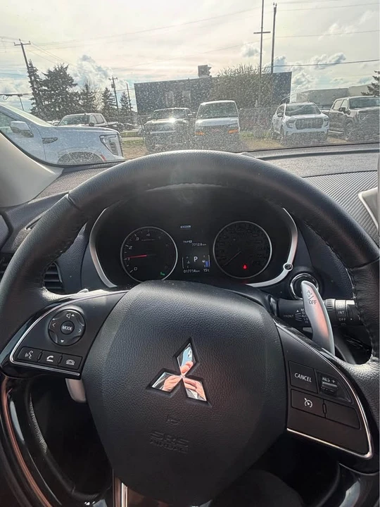 2024 Mitsubishi Eclipse Cross - Image 8 of 11