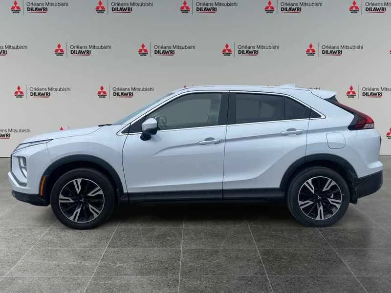 2024 Mitsubishi Eclipse Cross - Image 2 of 19