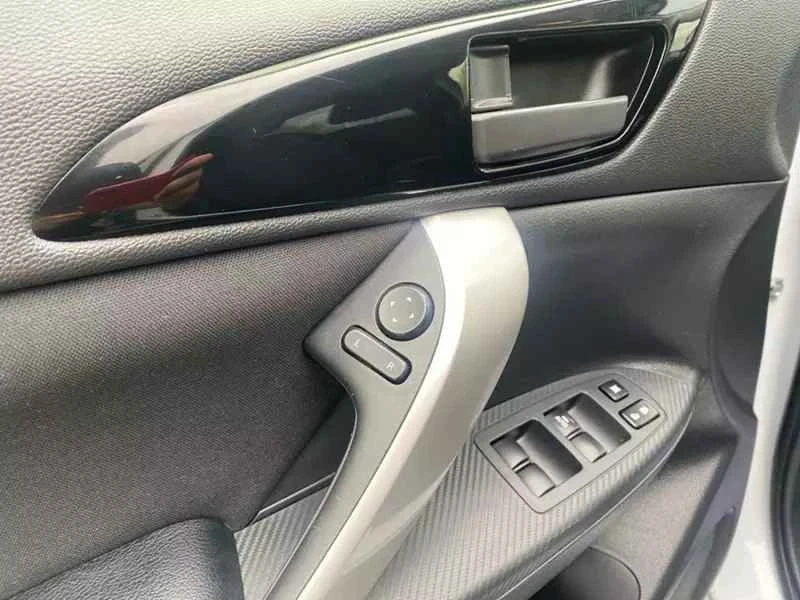 2024 Mitsubishi Eclipse Cross - Image 11 of 19